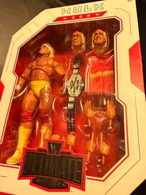 Beautiful Hulk Hogan Action Figure !!!